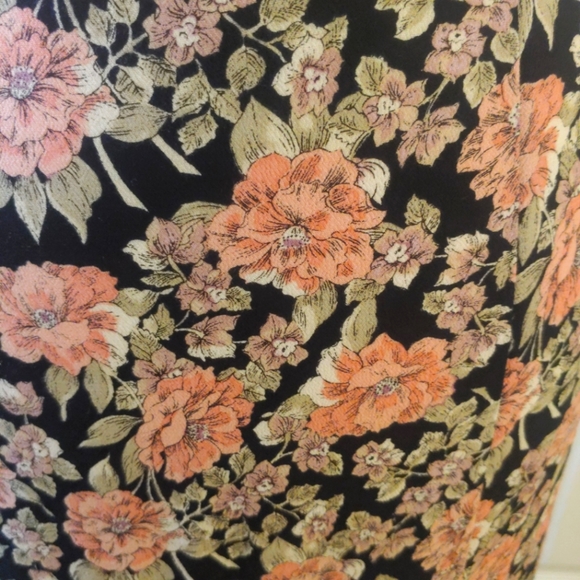 American Eagle Floral Print Maxi Skirt Women's Size Medium - Picture 6 of 6